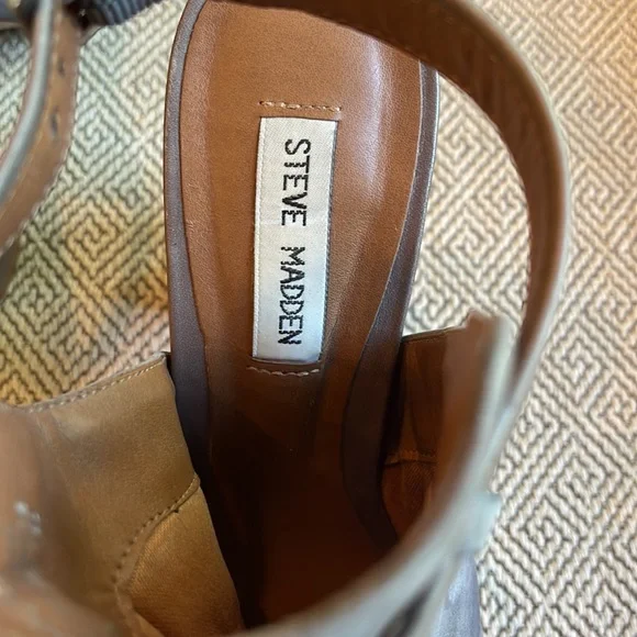 Steve Madden Gray Carnabi Block Heel Peep Toe Heels, 8M - Picture 6 of 10